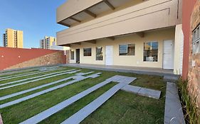Casa 500 m da Orla de Atalaia em Aracaju - Village D